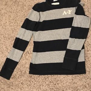 A&F men’s thick long-sleeve shirt